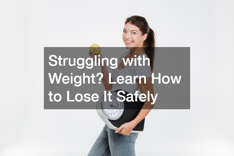woman holding an apple and a weighing scale
